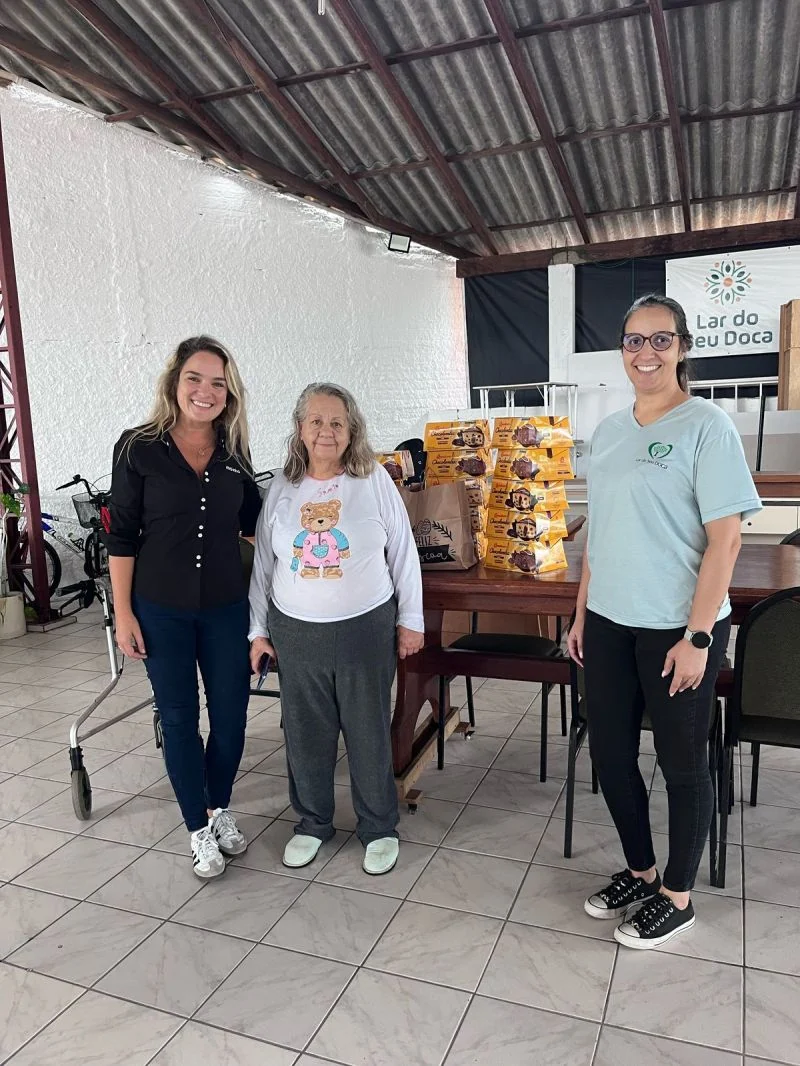 Entrega de doações realizada com apoio da Construtora Moinho